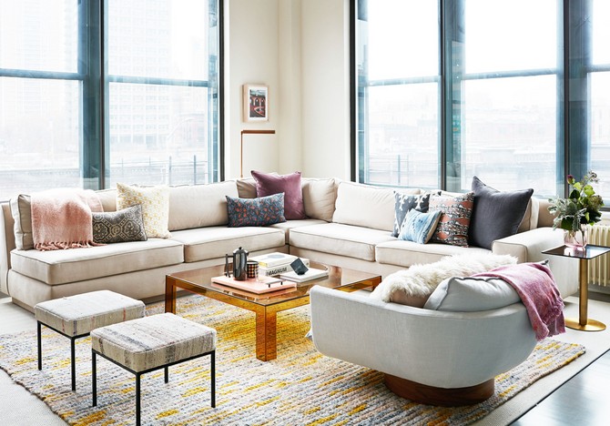 Living Room Luxurious using the perfect area rug