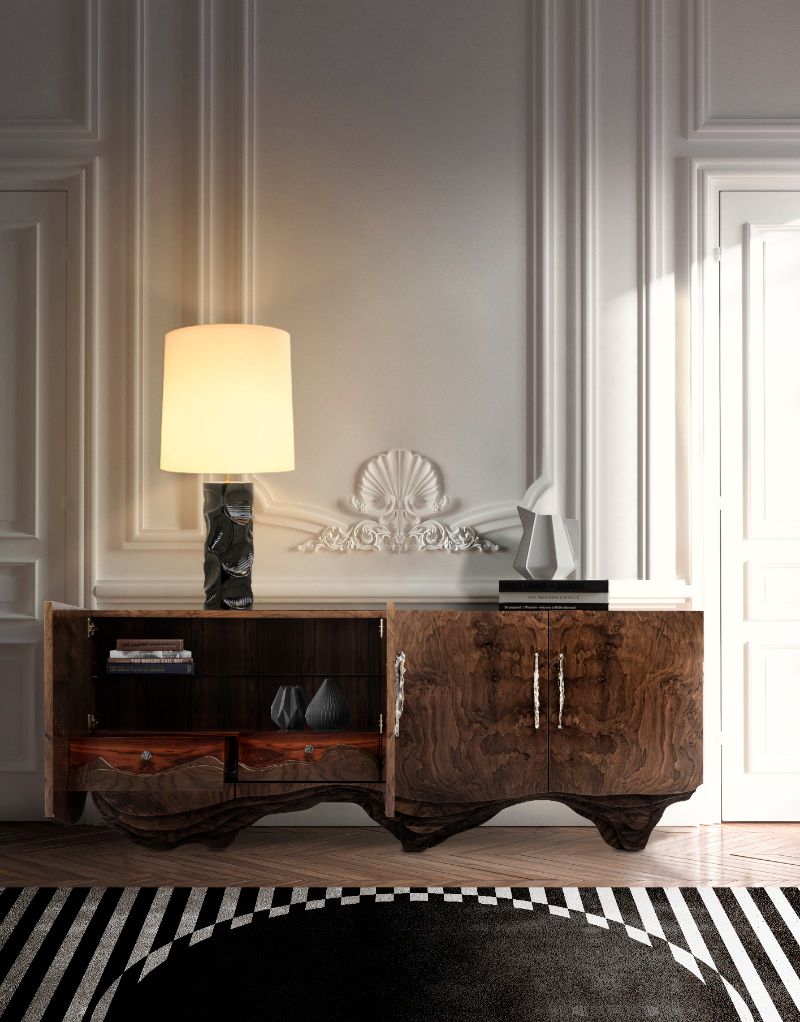 geometric rugs for hallway with silver and black design. Wooden console and classic lamp